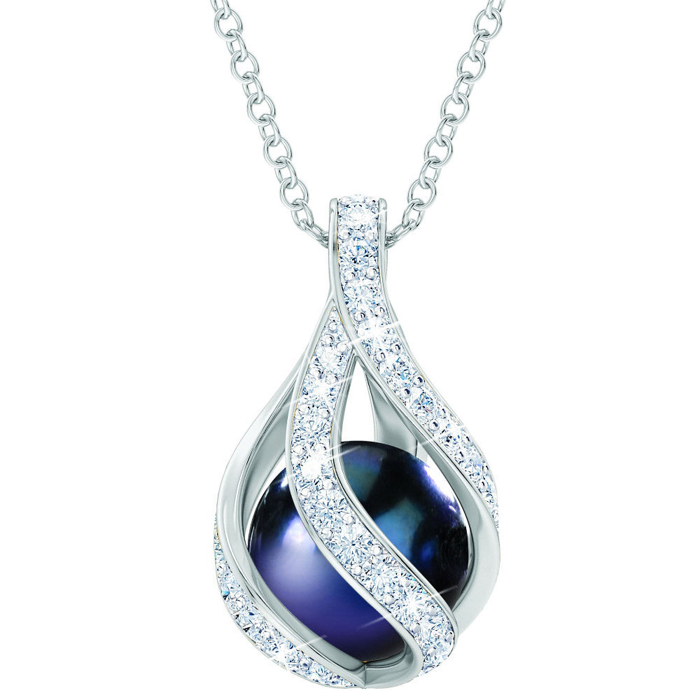 Collana Love's Embrace con perle nere e diamanti